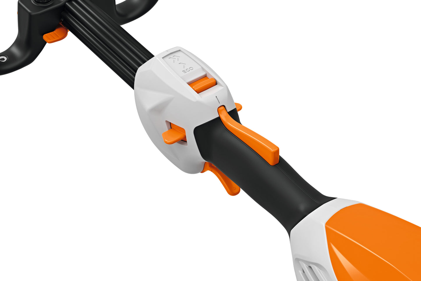 STIHL FSA 70 R in azione sul prato