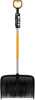 Pala da neve Fiskars con manico ergonomico, lama larga e robusta in plastica nera, impugnatura comoda e resistente, design leggero per un'efficace rimozione della neve, ideale per uso domestico e professionale.