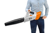 Primo piano del soffiatore a batteria STIHL BGA 100