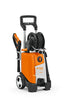 Vista laterale dell'idropulitrice Stihl RE 130 Plus in azione