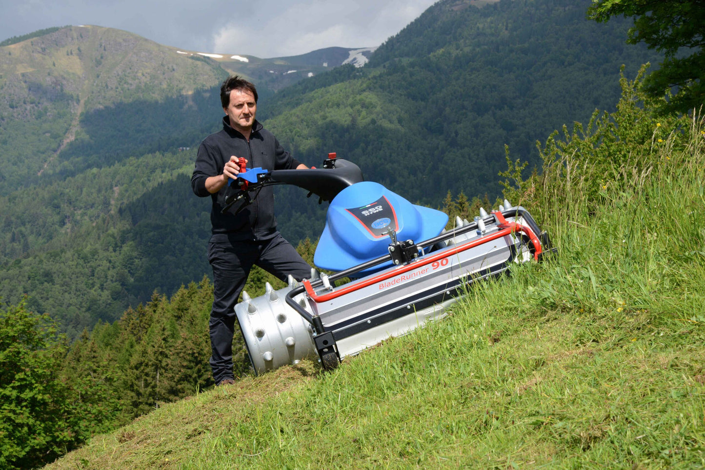 Rasenmäher BladeRunner BCS Pasquali Ferrari 75 cm mit beweglichen Y-Messern