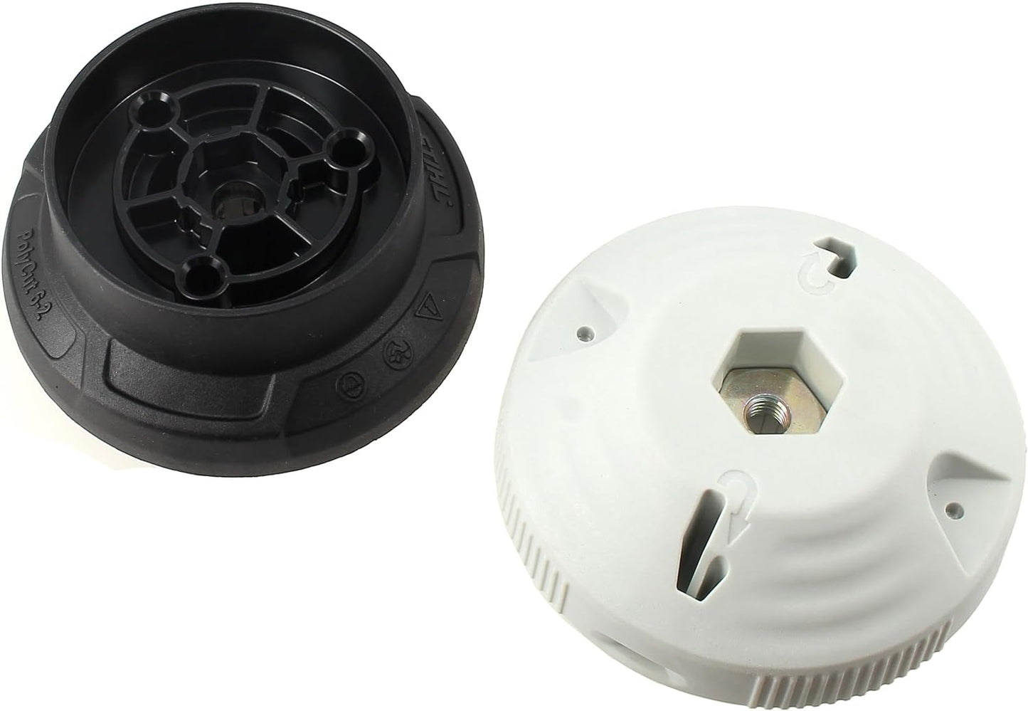 Testine di ricambio per decespugliatore Stihl, compatibili con vari modelli, realizzate in materiali durevoli. Set da due pezzi, uno nero e uno bianco, con attacchi standard. Accessori originali per attrezzi da giardinaggio.