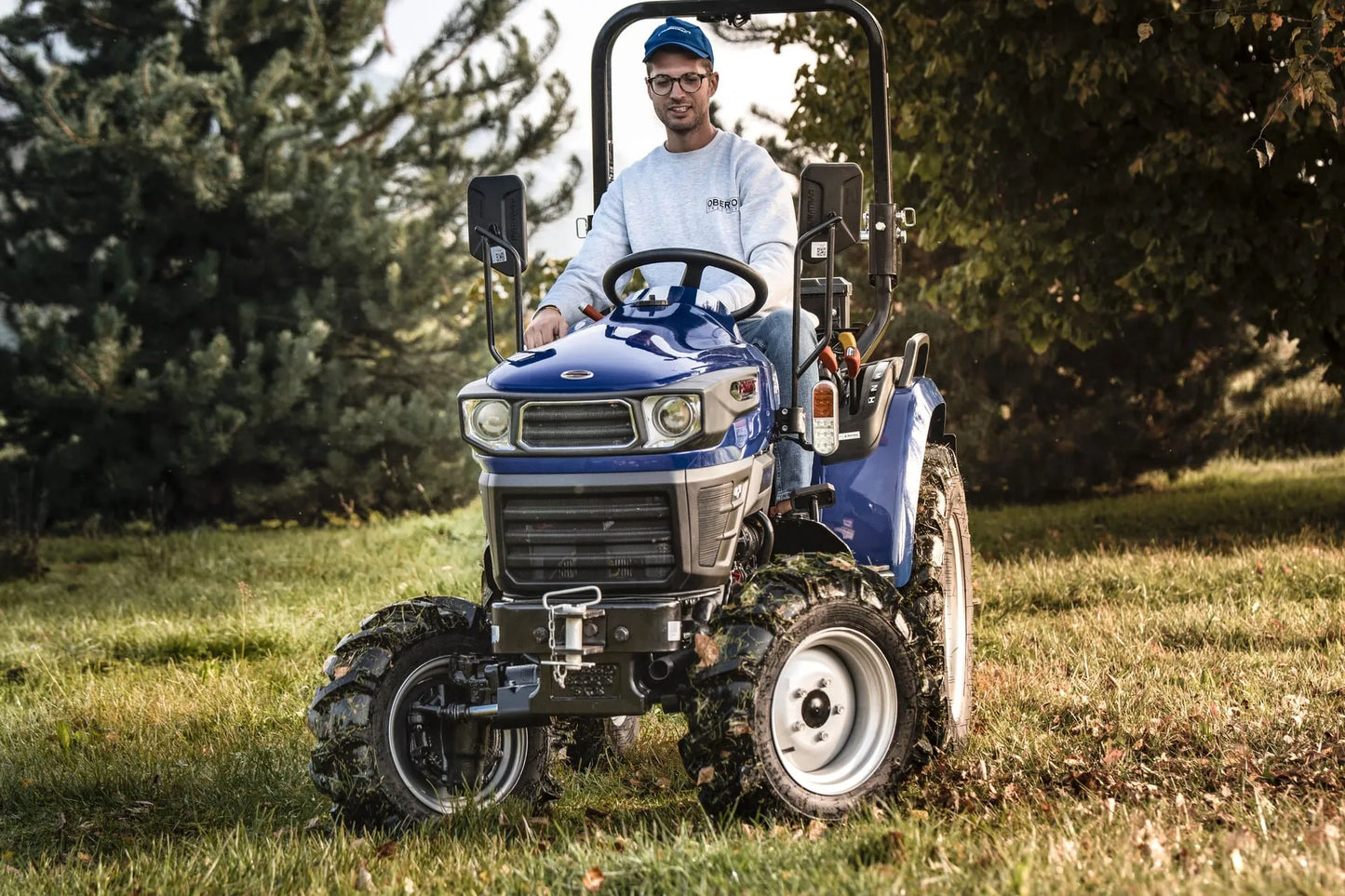 FARMTRAC 22 4RM – Trattore Compatto 22CV 4RM