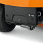 Sistema di scarico laterale in azione sul trattorino STIHL RT 4112 SZ