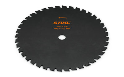 Lama tagliaerba STIHL con un diametro di 250 mm in acciaio, ideale per erba tenace e secca