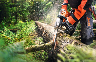 Vista laterale della motosega Stihl MS 362 C-M