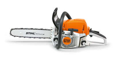 Motosega STIHL MS 251 ripresa di lato mostrando la barra