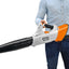 Primo piano del soffiatore a batteria STIHL BGA 100