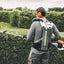 Tosasiepi Stihl HL 94 C-E in uso su siepi alte