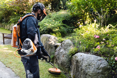Dettaglio della testina falciante del decespugliatore Stihl FSA 130 R